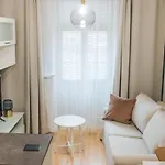 Optimal Apartment *
